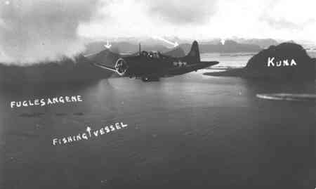 SBD 4-B-19 Passes Kunna Head SBD 4-B-19 Passes Kunna Head