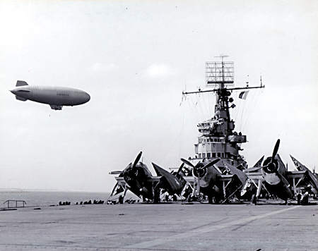 Anti-sub Blimp - USS Ranger - 1943 Anti-sub Blimp - USS Ranger - 1943