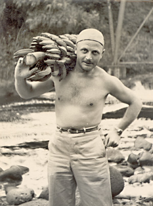 Buck Barnett, Hilo, Hawaii