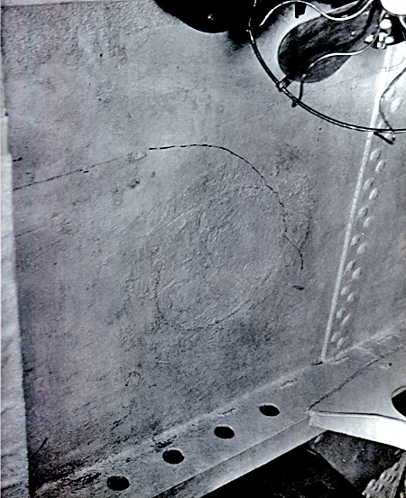 Crack in USS Ranger Hull Crack in USS Ranger Hull