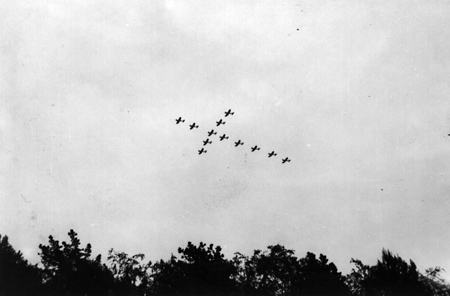 Fly-Over at Wilbur "Gus" Thomas Funeral