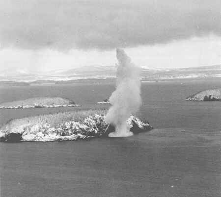 VT-4 Torpedo Practice, 1944 VT-4 Torpedo Practice, 1944